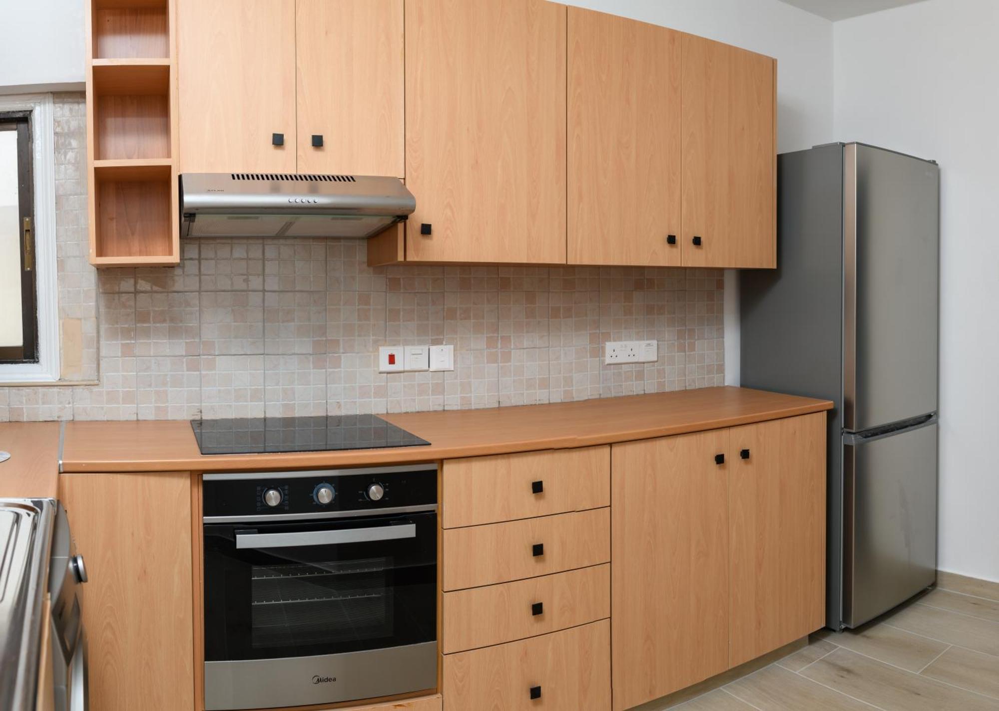 Ollies 3 Bedroom Apartment Ларнака Екстериор снимка